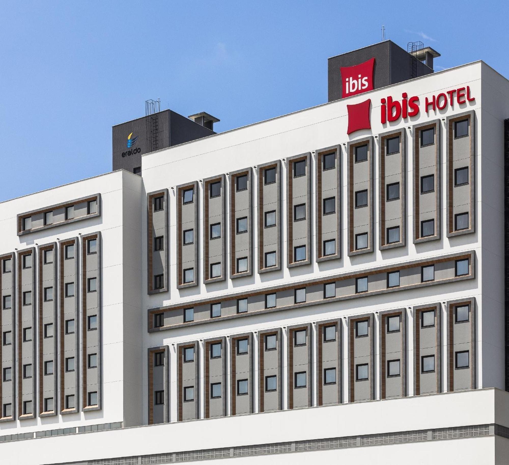 Ibis Tubarao 호텔 외부 사진